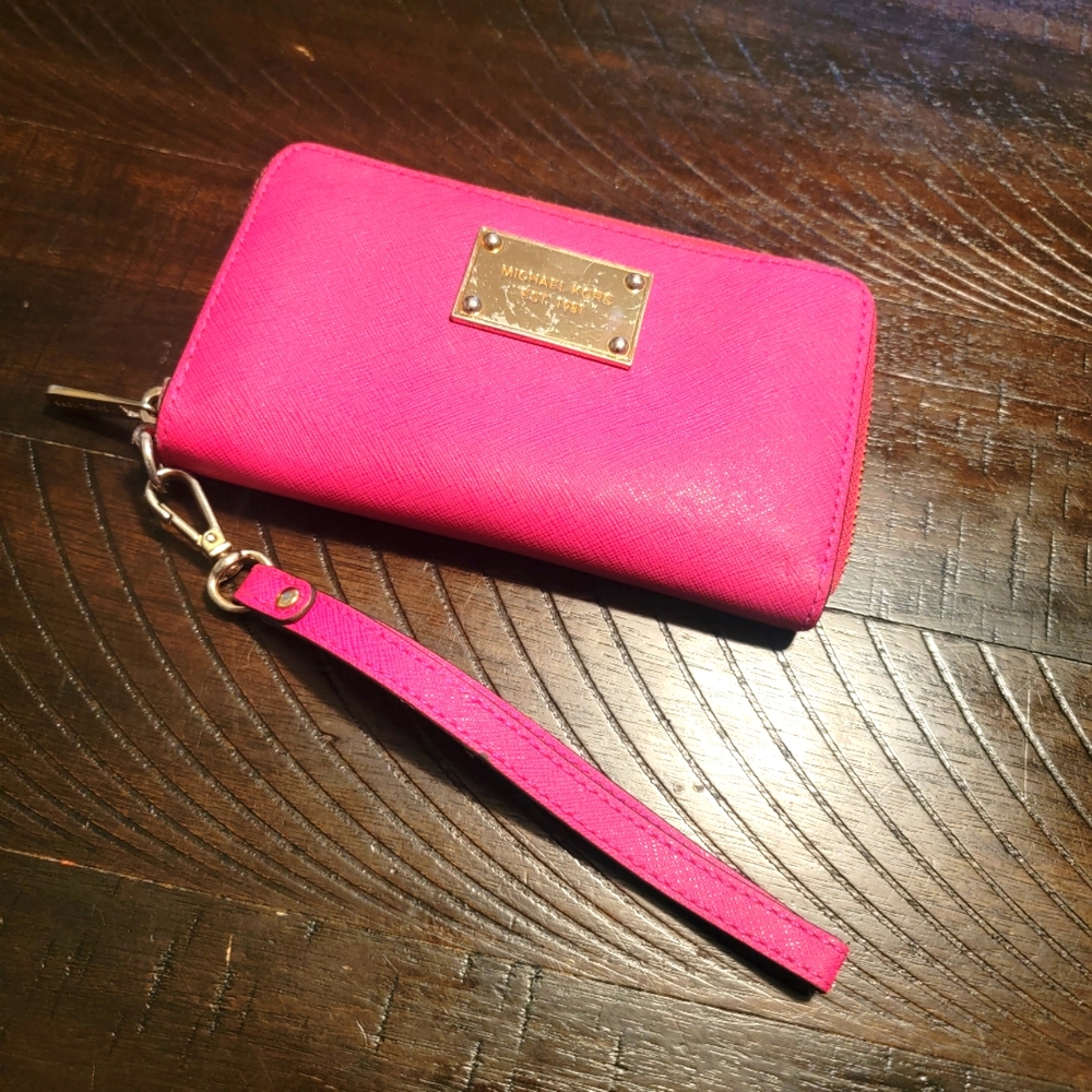 Michael Kors Wallet Wristlet